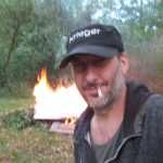 Obdachloser Jo verschenkt Herzen!