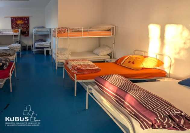 KUBUS-Kältehilfe in der Mariendorfer Porschestraße - Berlin öffnet für 50 Obdachlose